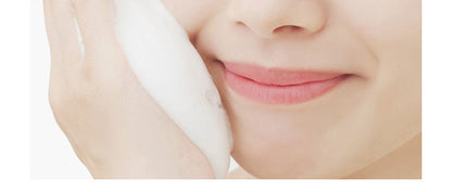 Deep Clean Korean Skincare Whipping Foam Cleanser Texture